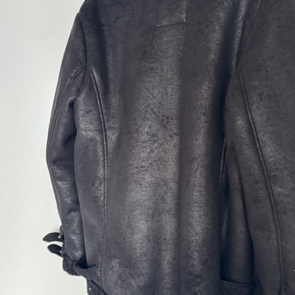 Black Sherpa Aviator Jacket | American Eagle Outfitters | LG - Picture 4 of 5